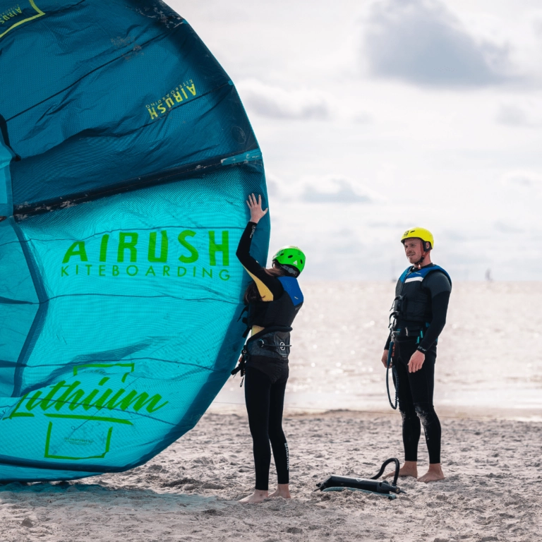 Groepsles kitesurfen